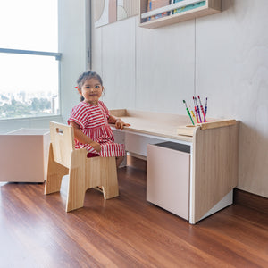 Escritorio juguetero para niños