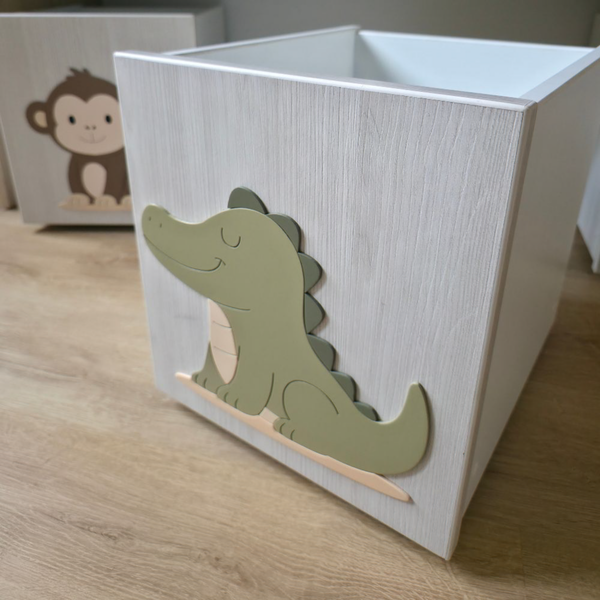 Juguetero-3-cajas-con-diseño-de-selva-alto-relieve-mueble-infantil-3