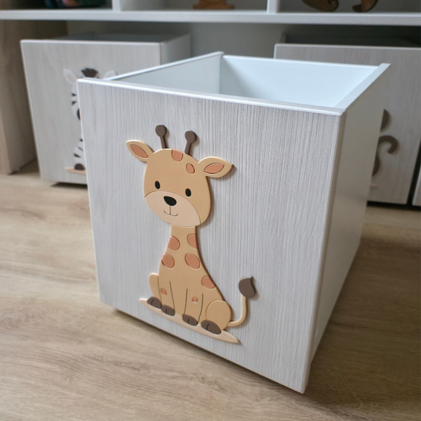 Juguetero-3-cajas-con-diseño-de-selva-alto-relieve-mueble-infantil-5
