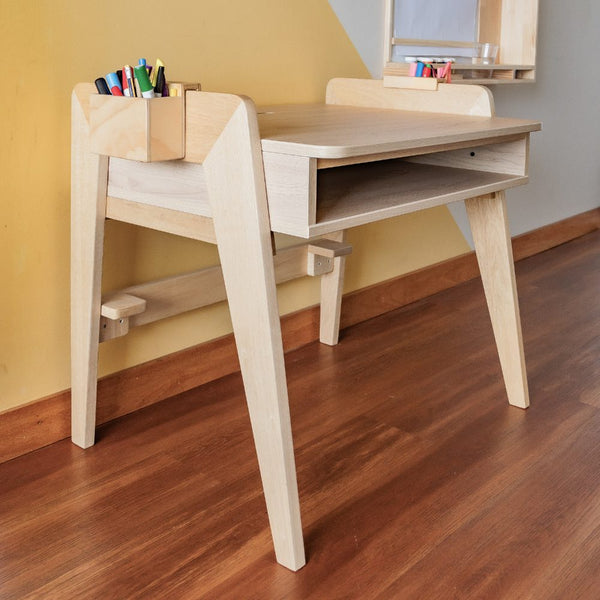 Mesa-de-arte-evolutiva-para-ninos-en-madera-Dadacticos-14