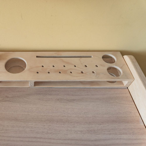 Mesa-de-arte-evolutiva-para-ninos-en-madera-Dadacticos-15