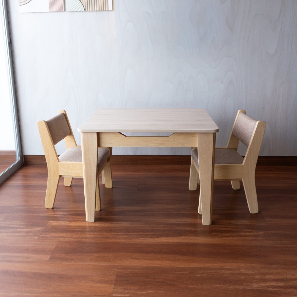 Mesa_Aura_para_ninos_de_madera_Dadacticos_1