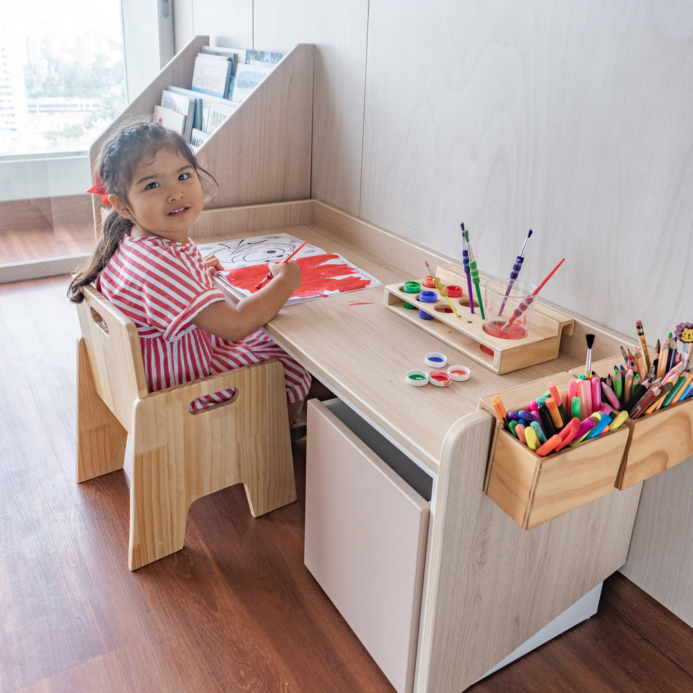 Escritorio juguetero y librero para niños
