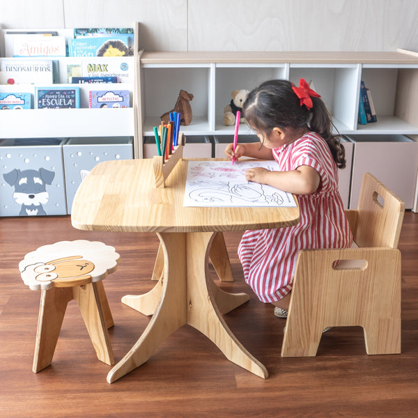 Mesa árbol de madera pino para niños con sillita o banquito