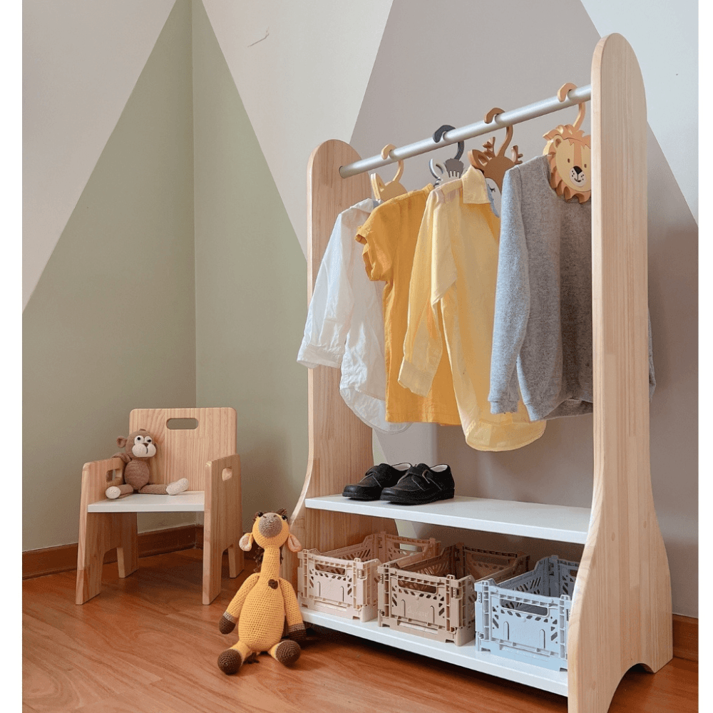 Ropero Colgador de ropa infantil Dadacticos